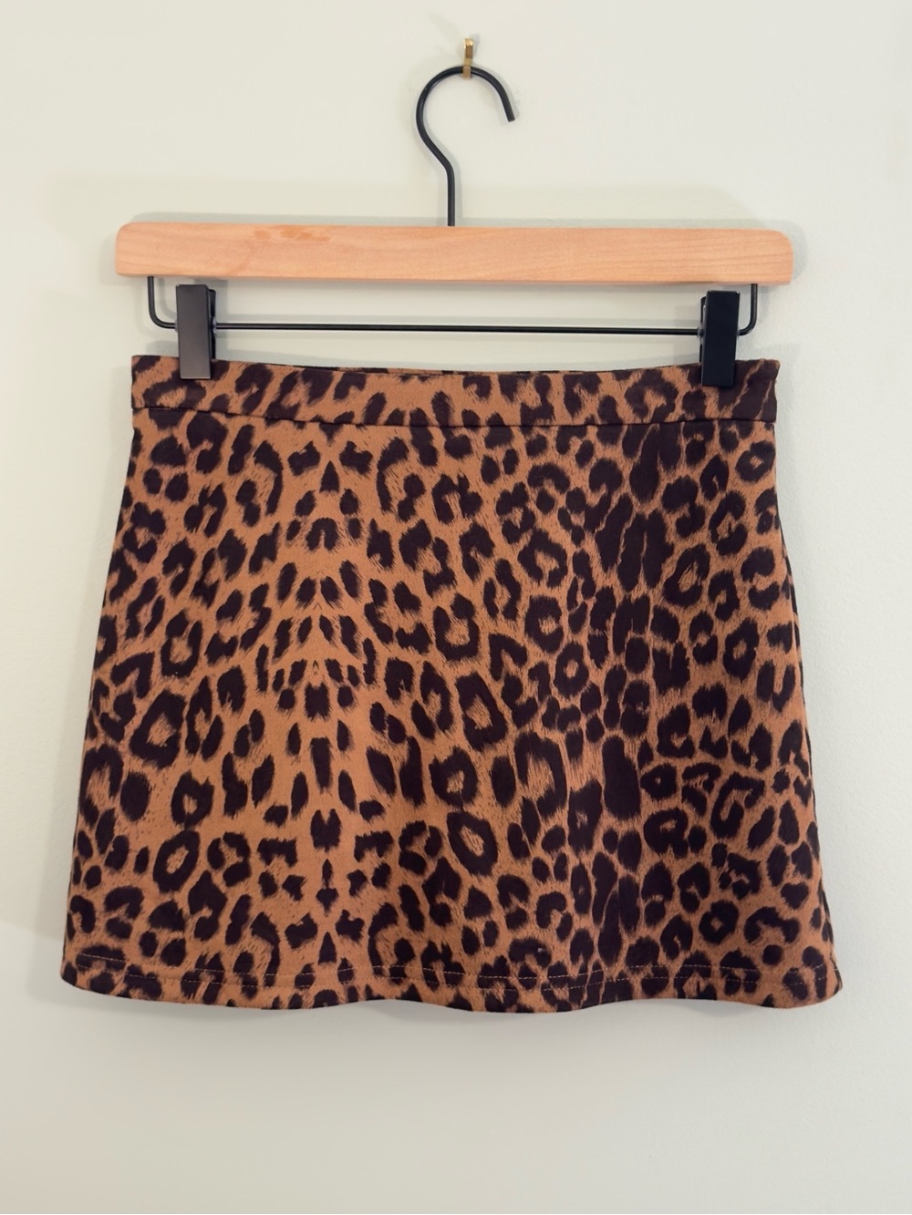 Altar'd State Faux-Suede Leopard Print Mini Skirt NWT in Camel & Dark Brown
